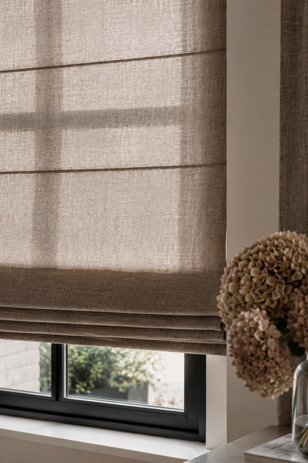 Linnen vouwgordijn beige